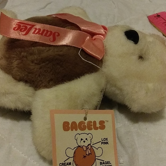 Teddy bear - Picture 2 of 3